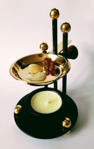 Resin Frankincense Myrrh Incense Burner with Iron Base